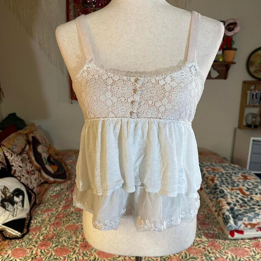 Vintage Y2k Wet Seal Coquette Lace Baby Pink and Cream Layered Cropped Tank